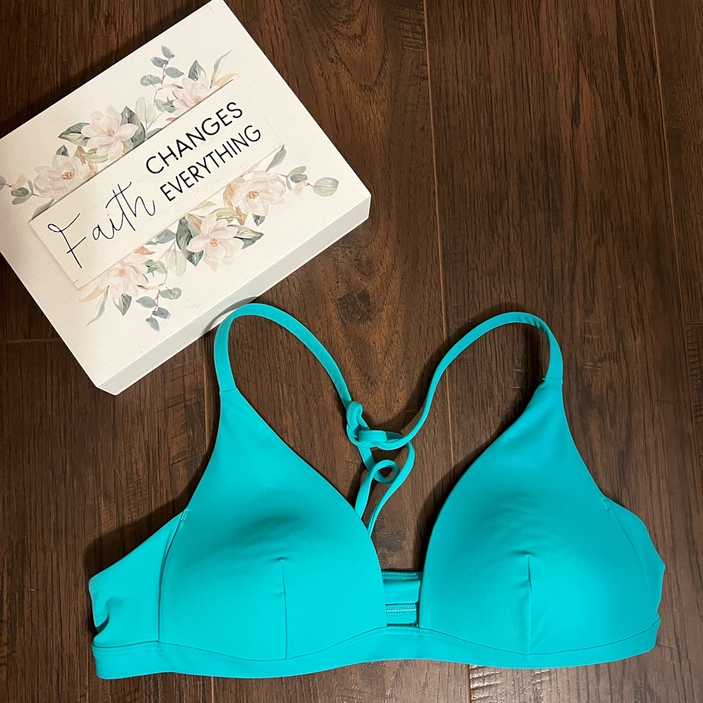 Lululemon deep sea swim top